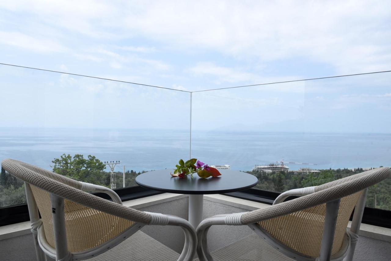 Gogo's Boutique Hotel