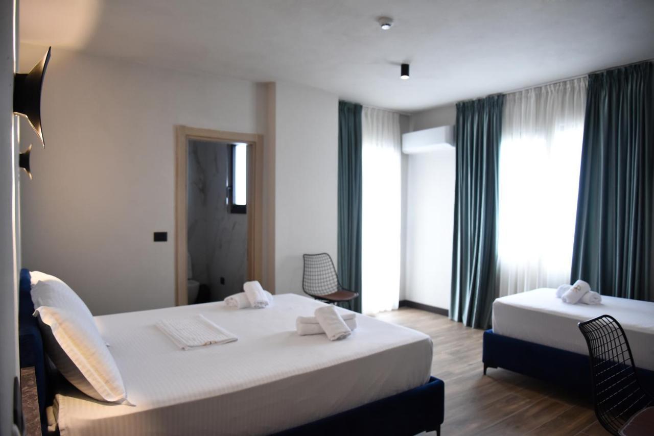 Hotel Gogo's Boutique 4*