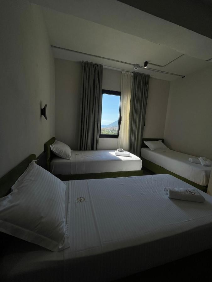 Gogo's Boutique Hotel 4*