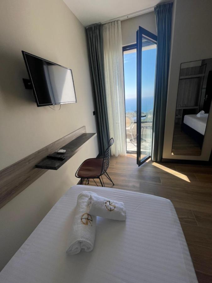 Gogo's Boutique Hotel