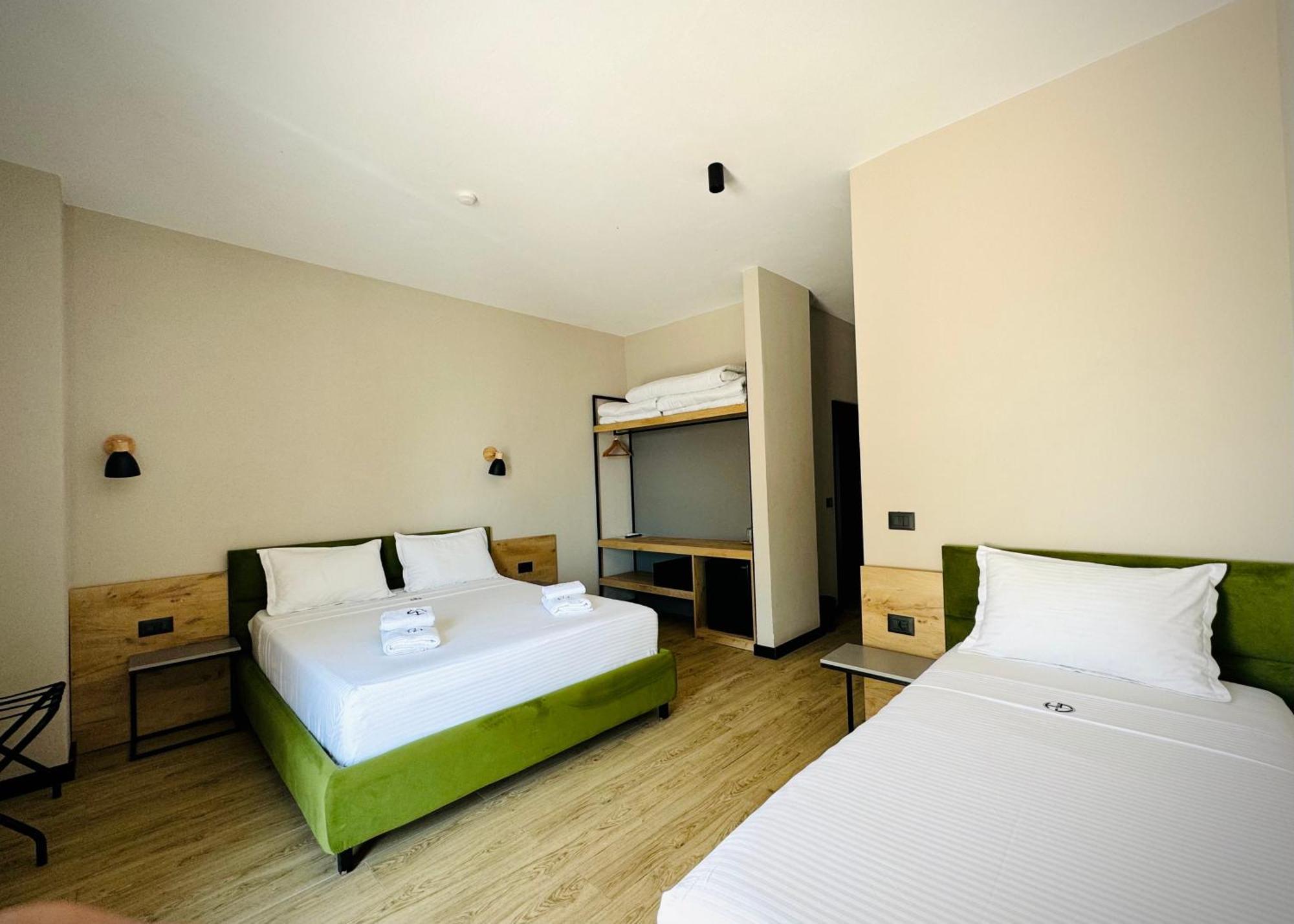 Gogo's Boutique Hotel 4*