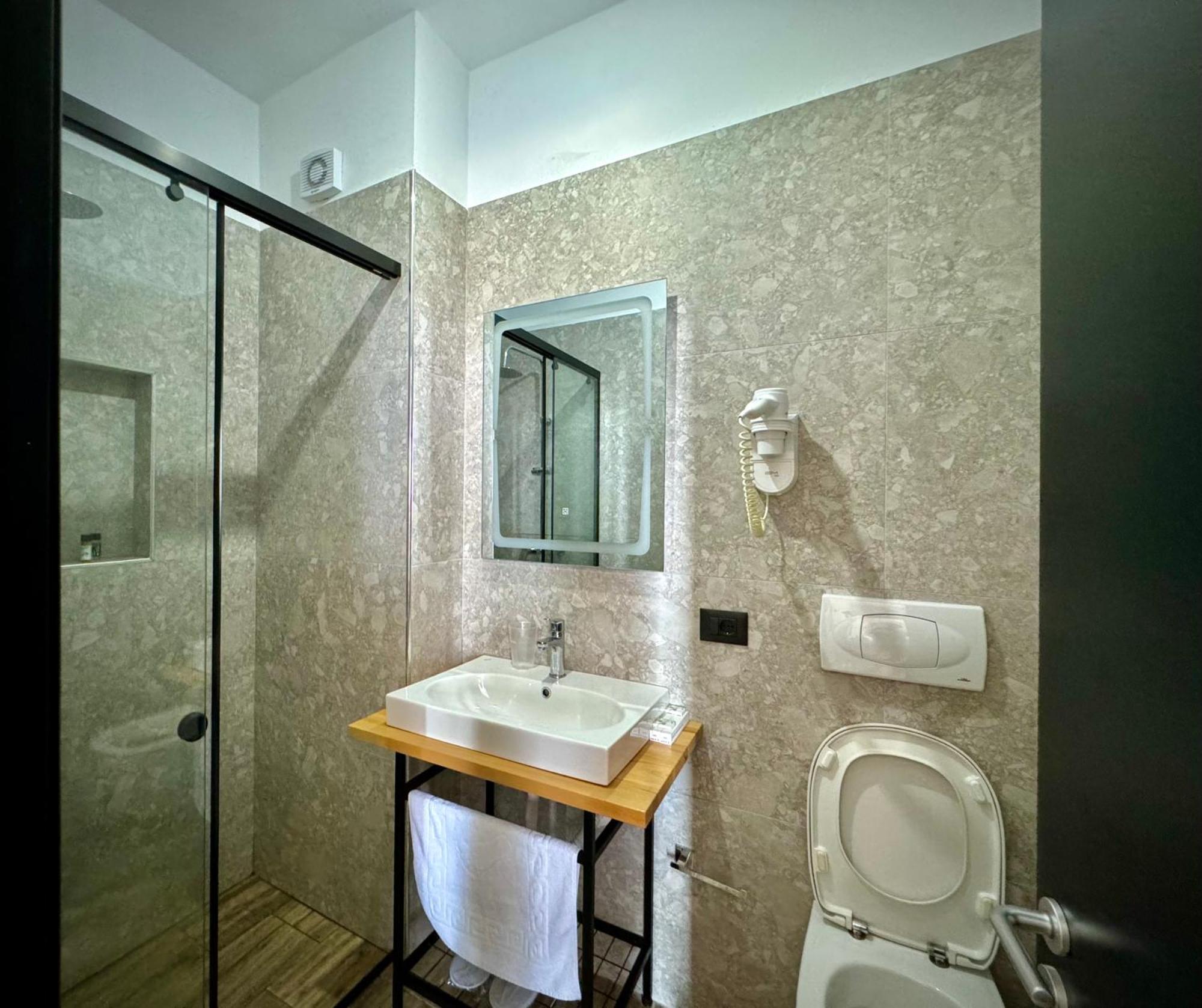 Gogo's Boutique 4* Dhermi