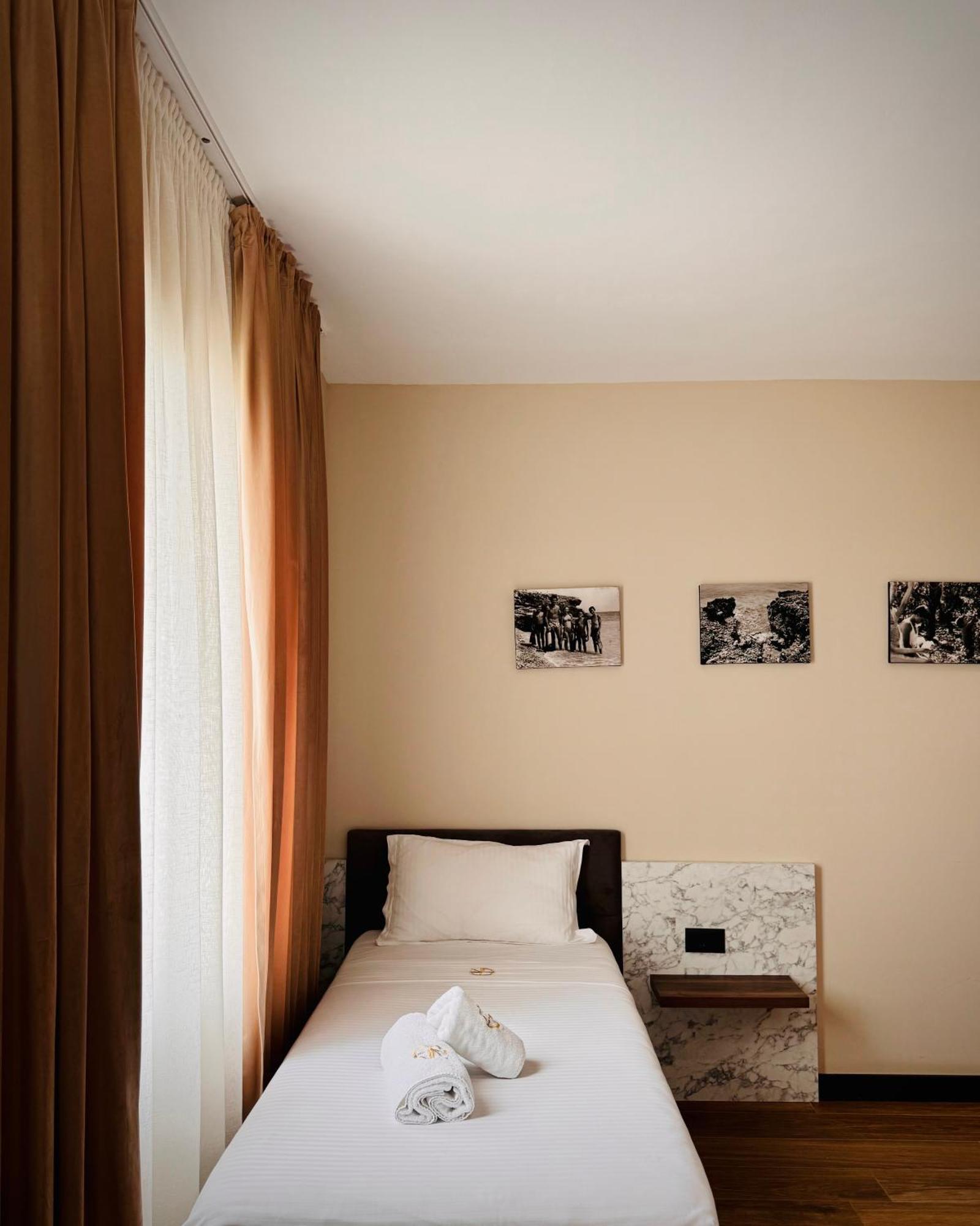 Gogo's Boutique Hotel 4*
