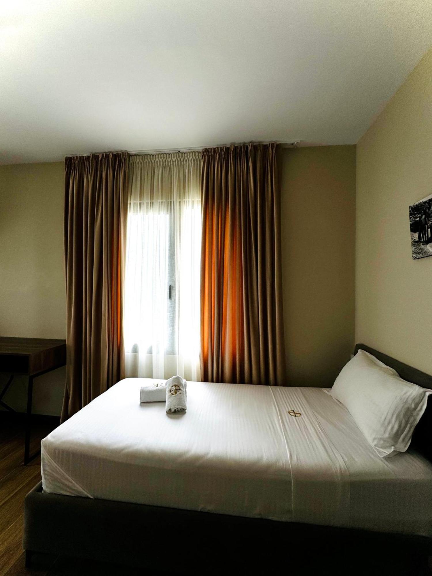 Hotel Gogo's Boutique 4*