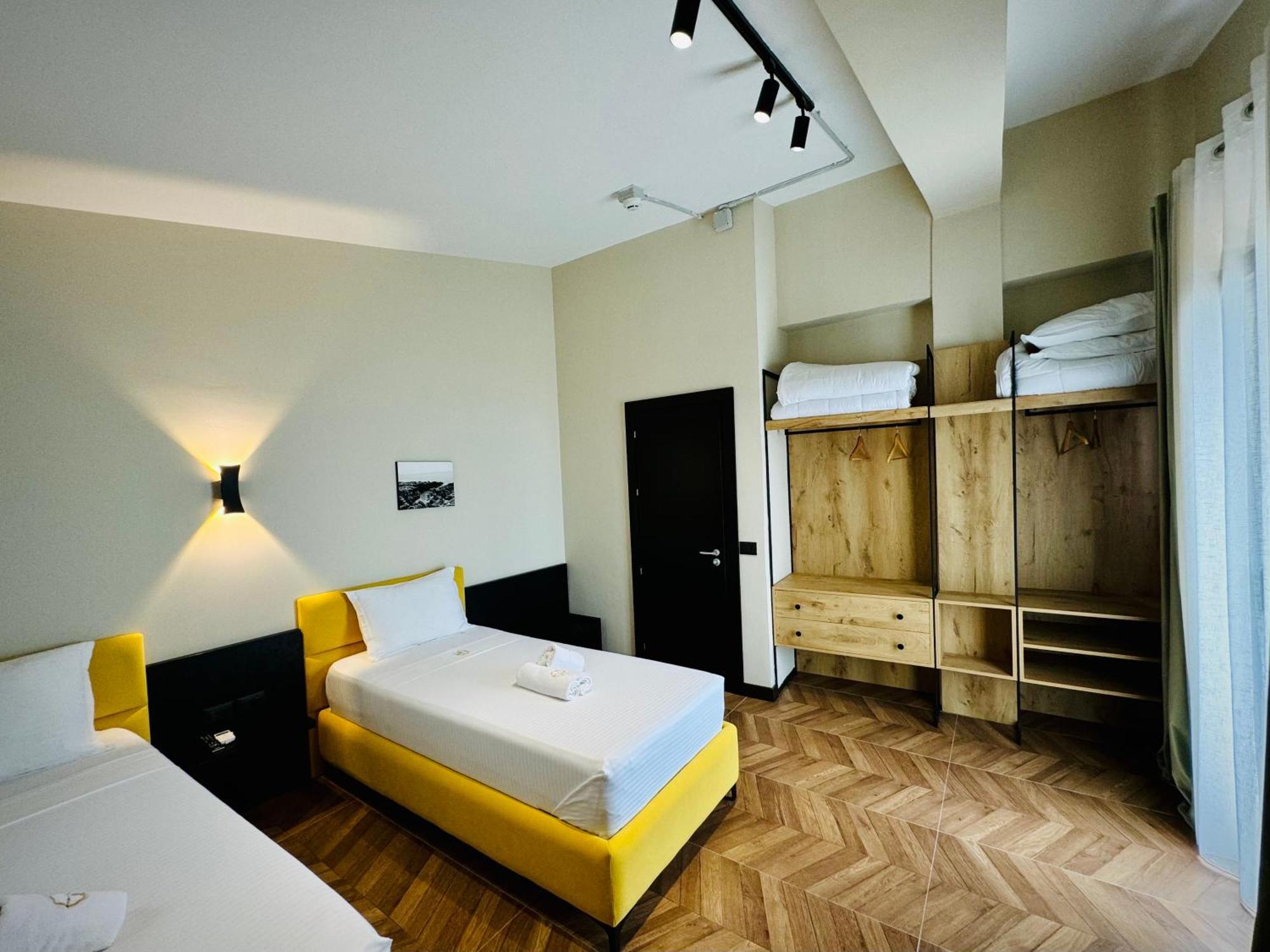Gogo's Boutique Hotel 4*