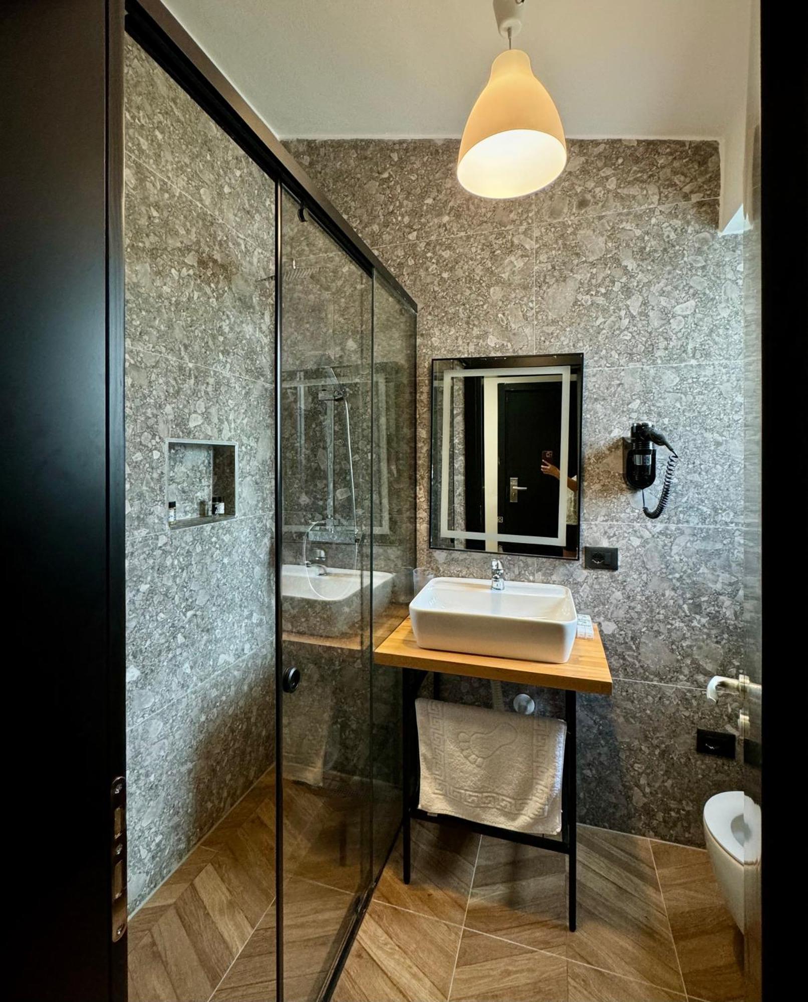 Hotel Gogo's Boutique Dhermi